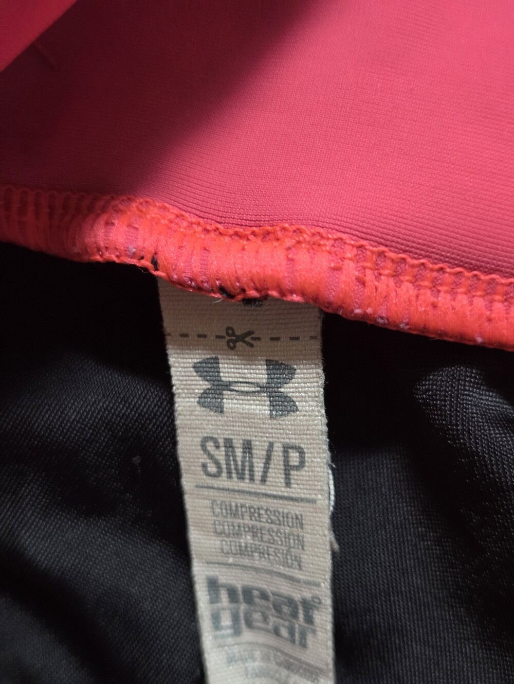 Under Armour Women's Black and Pink Capri Leggings - Picture 2 of 6